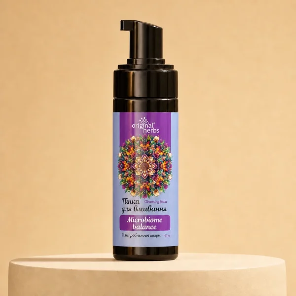 Pianka oczyszczająca do mycia twarzy Microbiome Balance 170ml, Golden Pharm, opakowanie